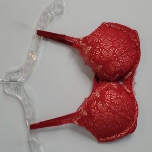 32D Victoria's Secret Dream Angels Push Up Bra Red Lace Padded